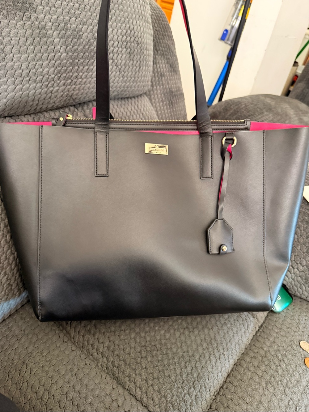 Kate Spade New York Nelle Putnum Drive Tote Black & bright Pink Shoulder Bag